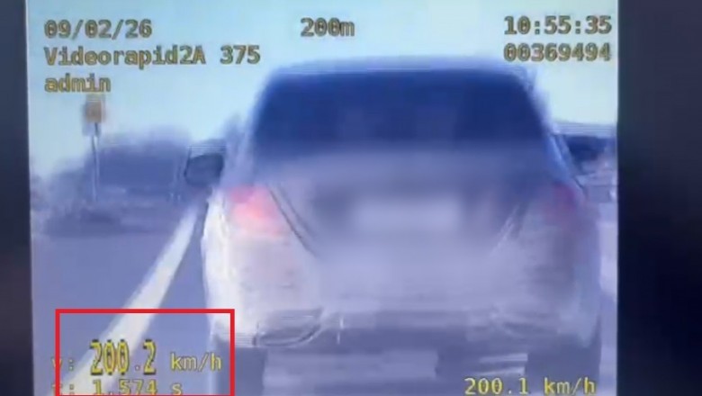 Ukrainka leciała ponad 200 km/h bo się spieszyła na pazurki. Policjanci wlepili 2500 zł i 15 pkt karnych