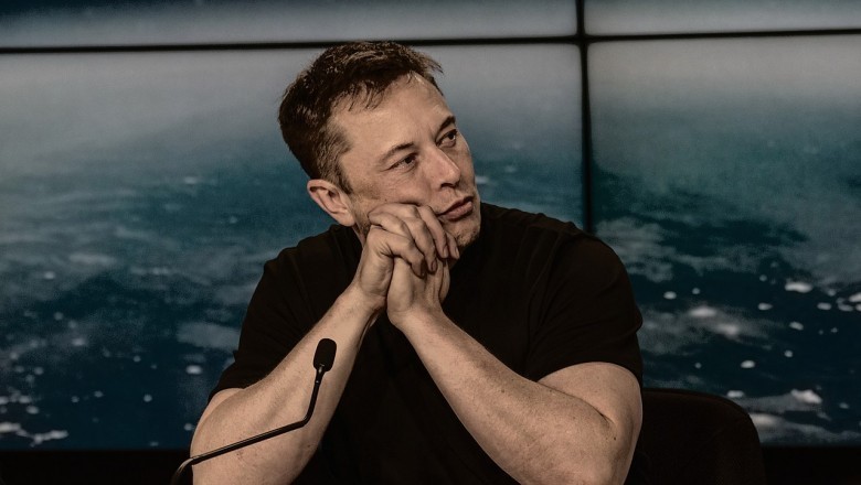 Elon Musk z fortuną ponad 850 miliardów dolarów. Blisko 600 mld przewagi nad numerem dwa