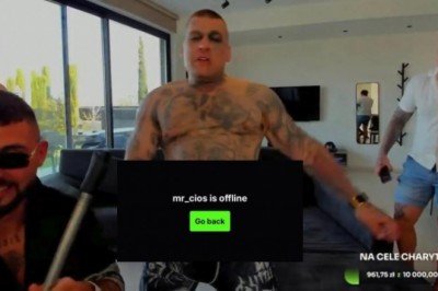 Popek znów odpina wrotki. Live z Cypru zbanowany, bo pokazał za dużo