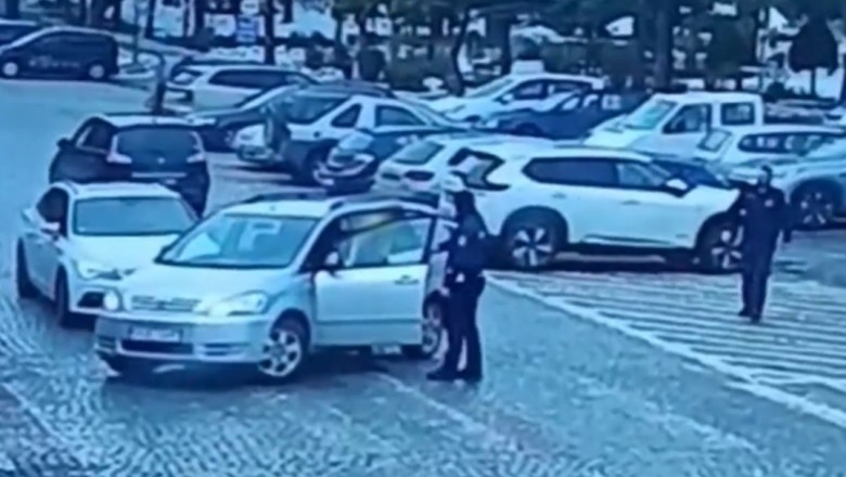 Drogowy cwaniak nie zapanował nad emocjami. Zajechał drogę i ruszył na drugiego kierowcę. Pech chciał, że wszystko widział policyjny patrol.