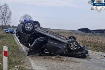 Dachowała samochodem mając 3 promile i dziecko w aucie. Policja opublikowała nagranie