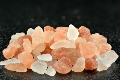 Sól himalajska to głównie dobry marketing. Jej skład może zaskoczyć bardziej, niż się wydaje.