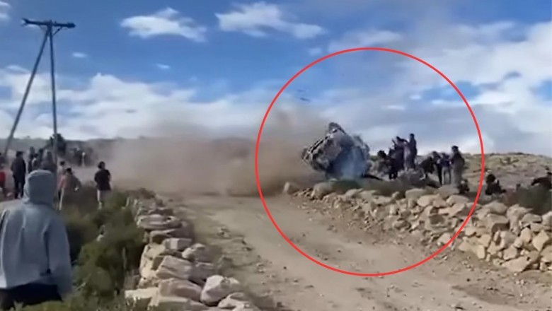 Rajd w Argentynie zakończył się tragedią. Samochód wypadł z drogi i wpadł w kibiców